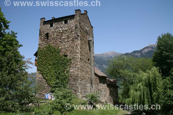  Sils in Domleschg: Ehrenfels