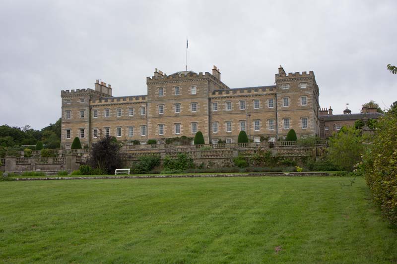 Mellerstain castle