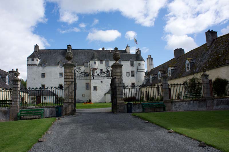 Traquaire castle