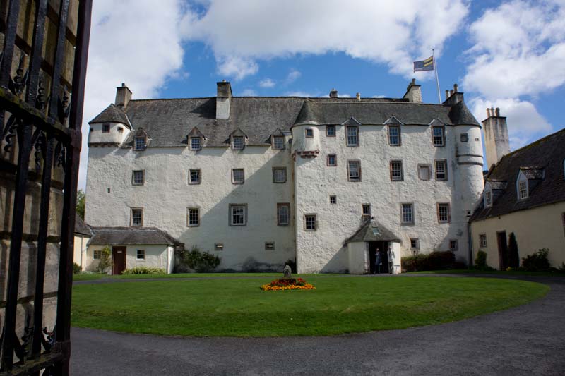 Traquaire castle