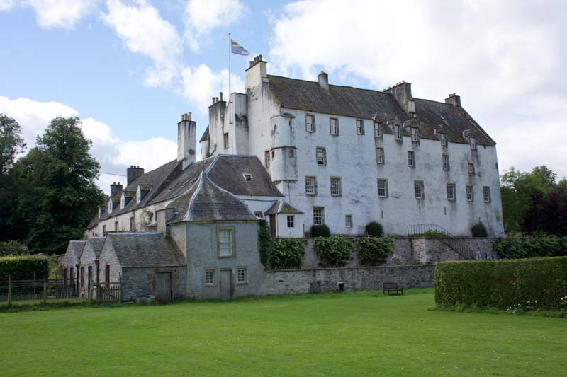 Traquaire castle