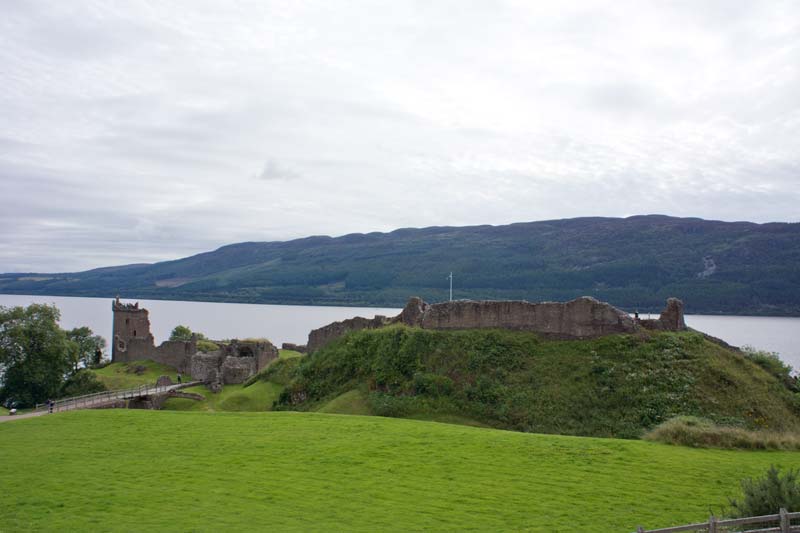 urquhart castle