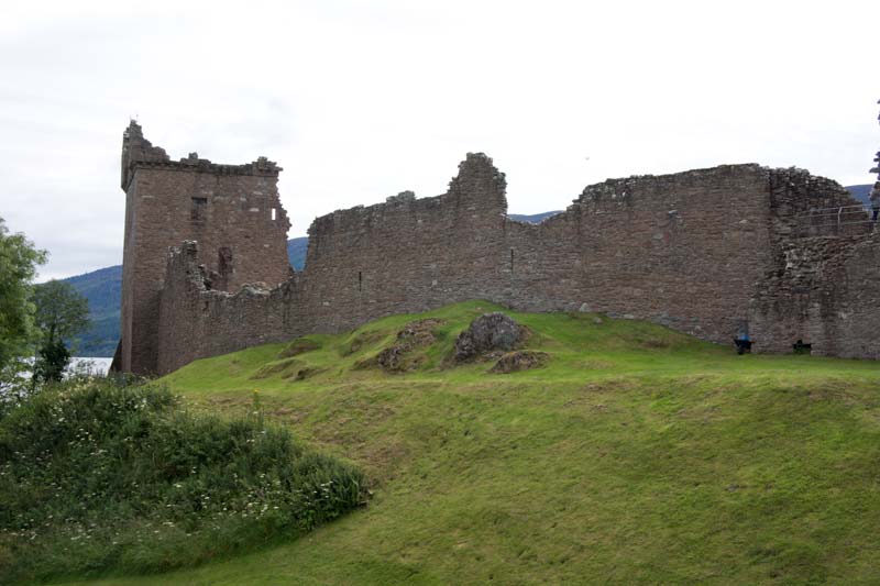 urquhart castle